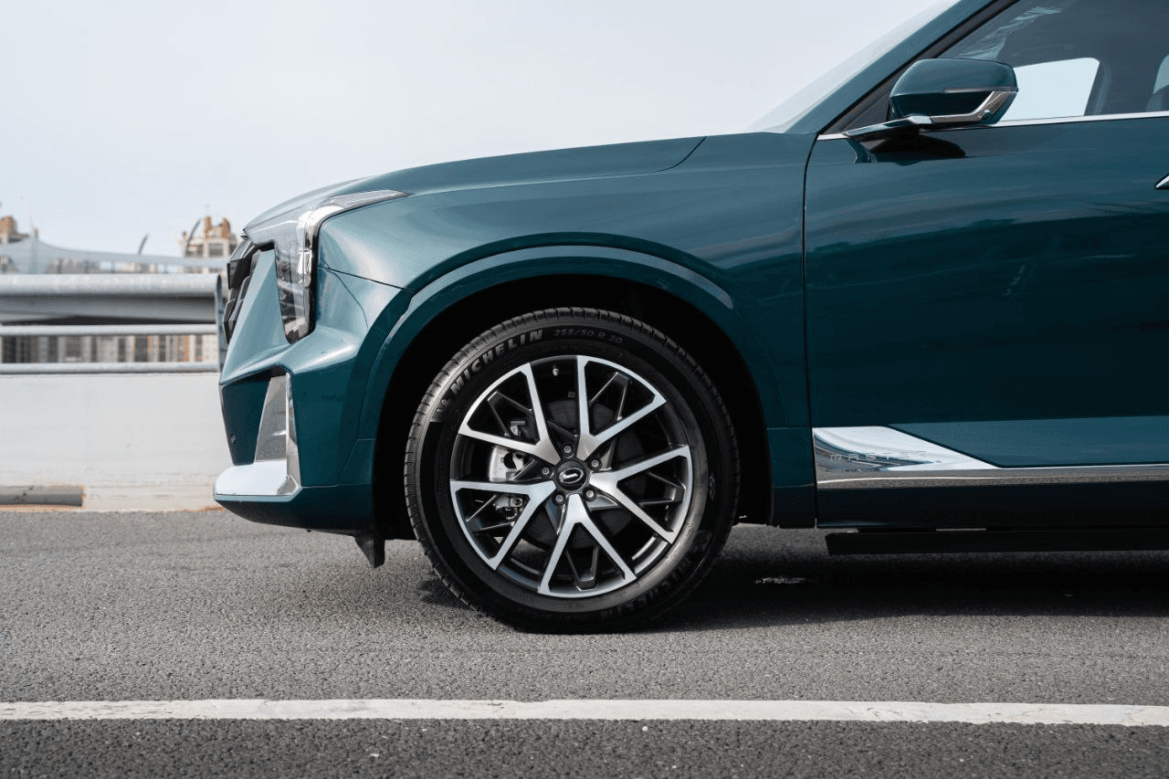 GAC GS8 II Hybrid (7-местный) — фото 2